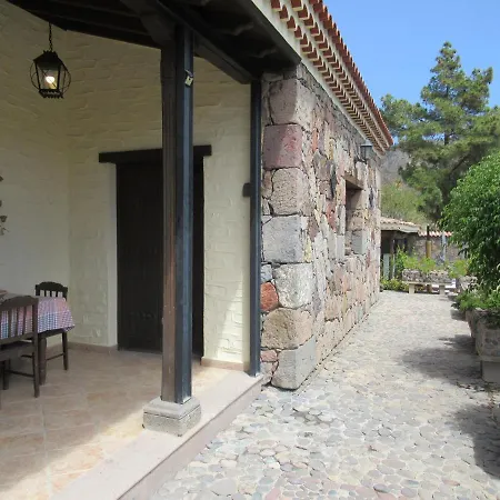 Holiday home Vivelorural Casa En Valle De Chira Con Piscina *