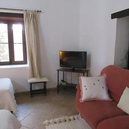 Prázdninový dům Vivelorural Casa En Valle De Chira Con Piscina